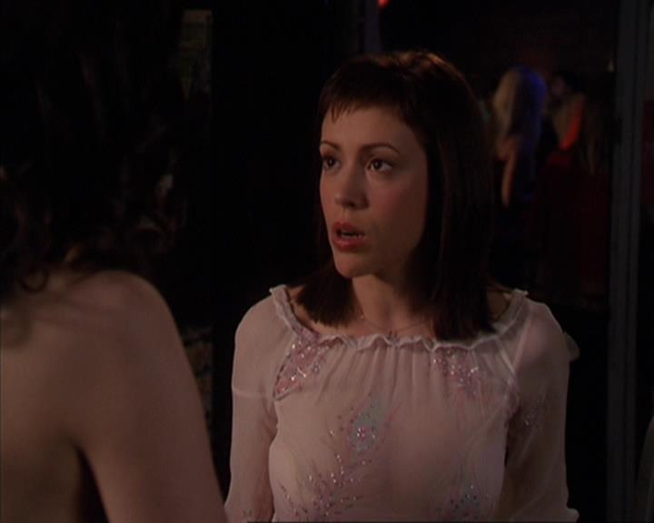 Charmed-Online-dot-419BiteMe0951.jpg