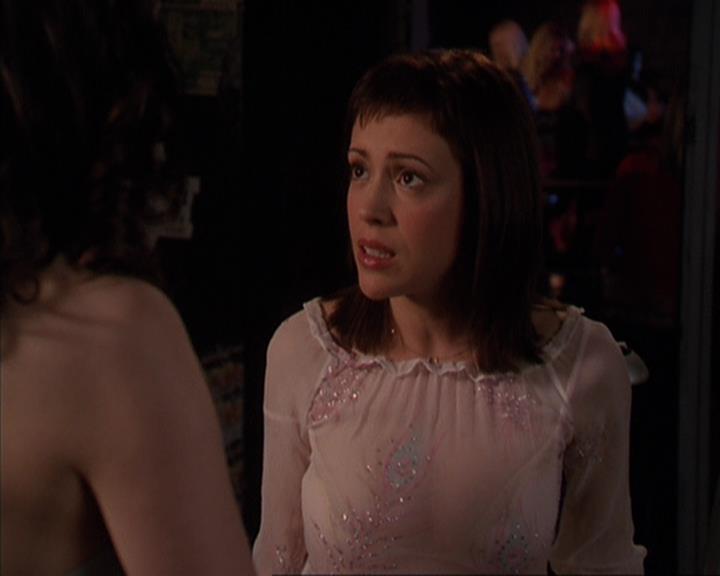 Charmed-Online-dot-419BiteMe0958.jpg