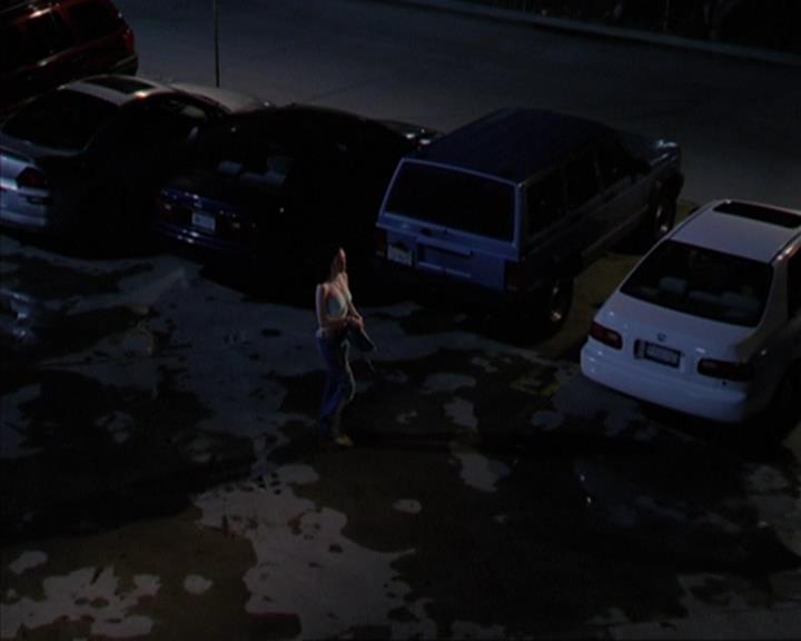 Charmed-Online-dot-419BiteMe0974.jpg