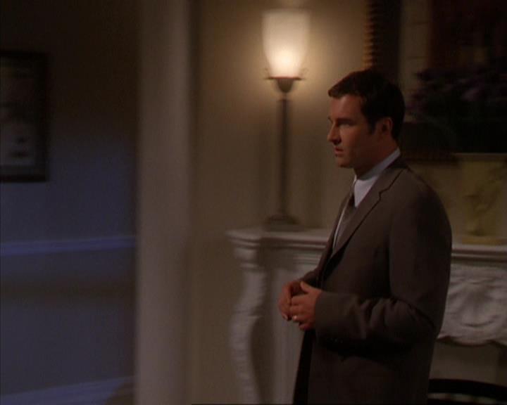 Charmed-Online-dot-419BiteMe1114.jpg
