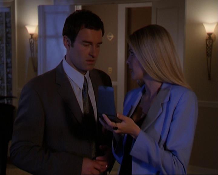 Charmed-Online-dot-419BiteMe1128.jpg