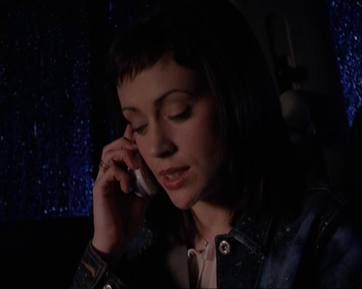 Charmed-Online-dot-419BiteMe1148.jpg