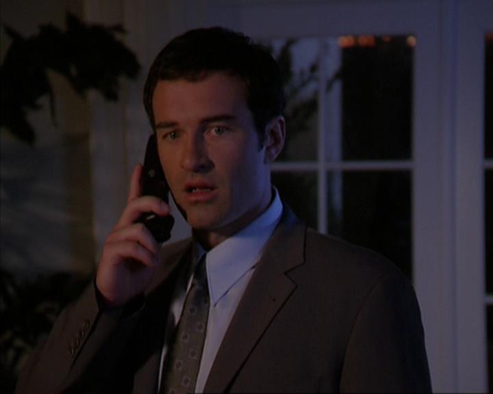 Charmed-Online-dot-419BiteMe1151.jpg