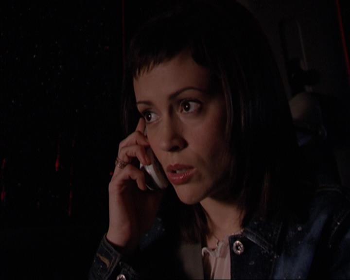 Charmed-Online-dot-419BiteMe1181.jpg