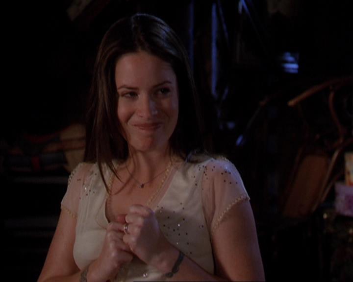 Charmed-Online-dot-419BiteMe1252.jpg