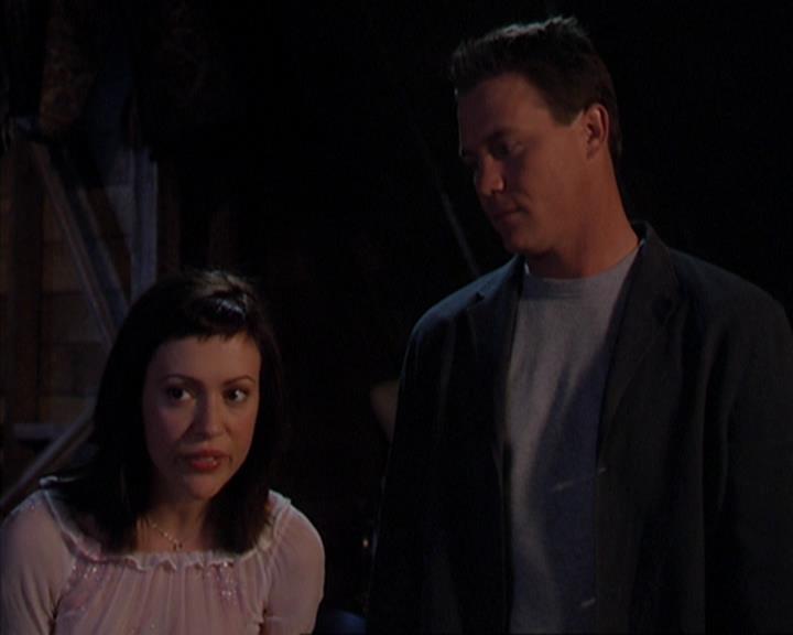 Charmed-Online-dot-419BiteMe1259.jpg
