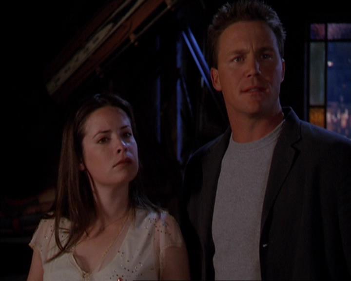 Charmed-Online-dot-419BiteMe1311.jpg