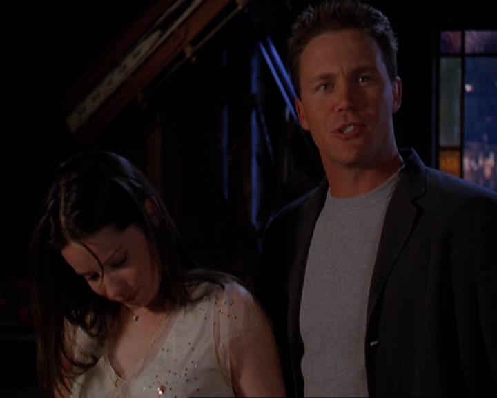 Charmed-Online-dot-419BiteMe1318.jpg
