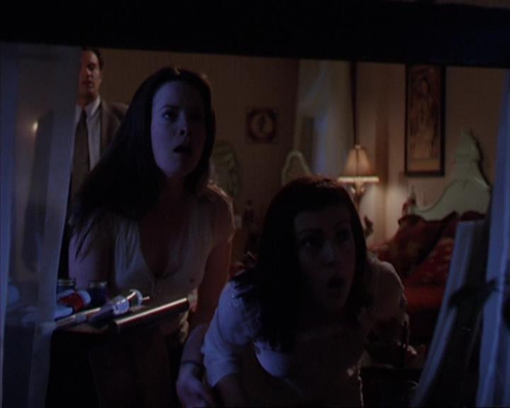 Charmed-Online-dot-419BiteMe1346.jpg