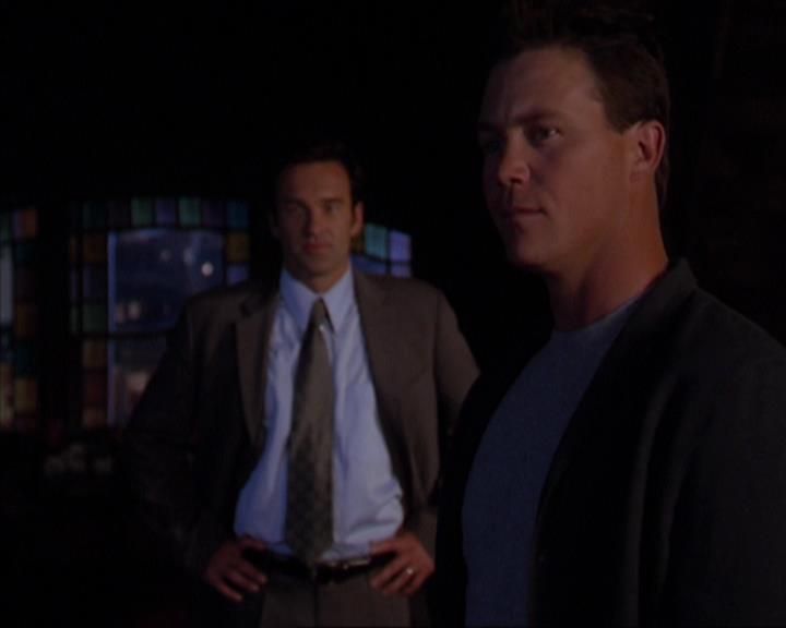 Charmed-Online-dot-419BiteMe1381.jpg