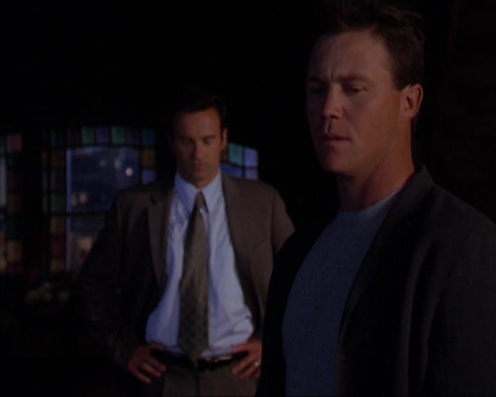Charmed-Online-dot-419BiteMe1385.jpg