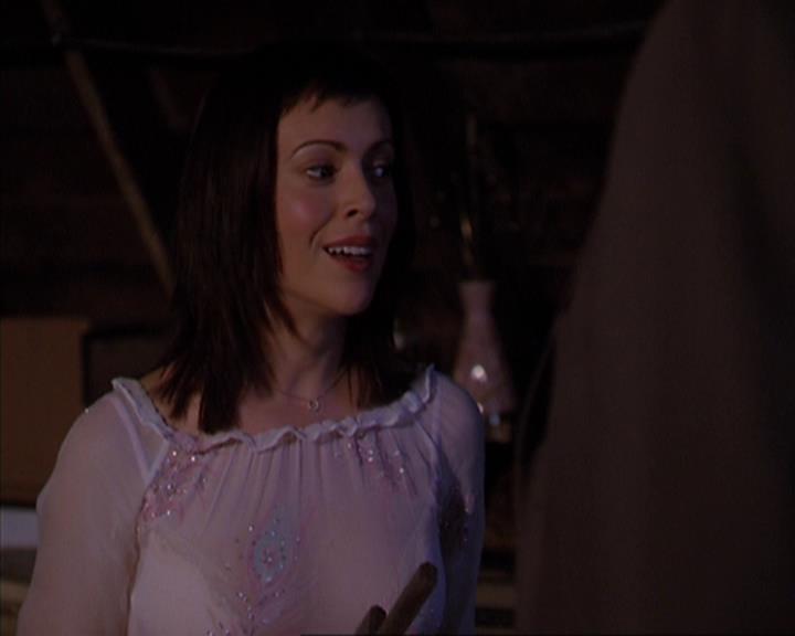 Charmed-Online-dot-419BiteMe1450.jpg