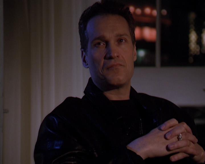 Charmed-Online-dot-419BiteMe1543.jpg
