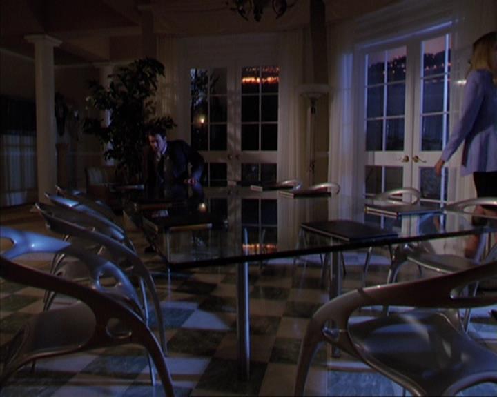 Charmed-Online-dot-419BiteMe1548.jpg