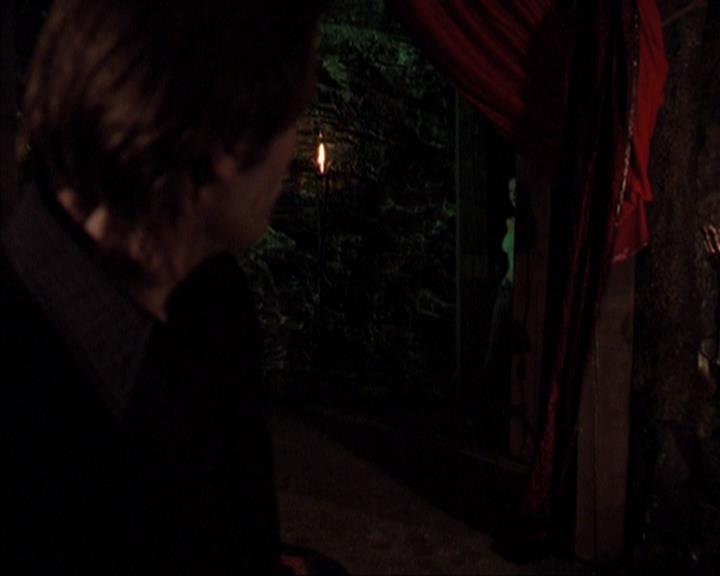 Charmed-Online-dot-419BiteMe1582.jpg