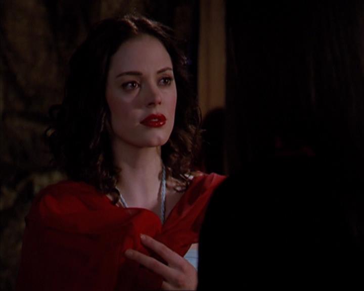 Charmed-Online-dot-419BiteMe1615.jpg