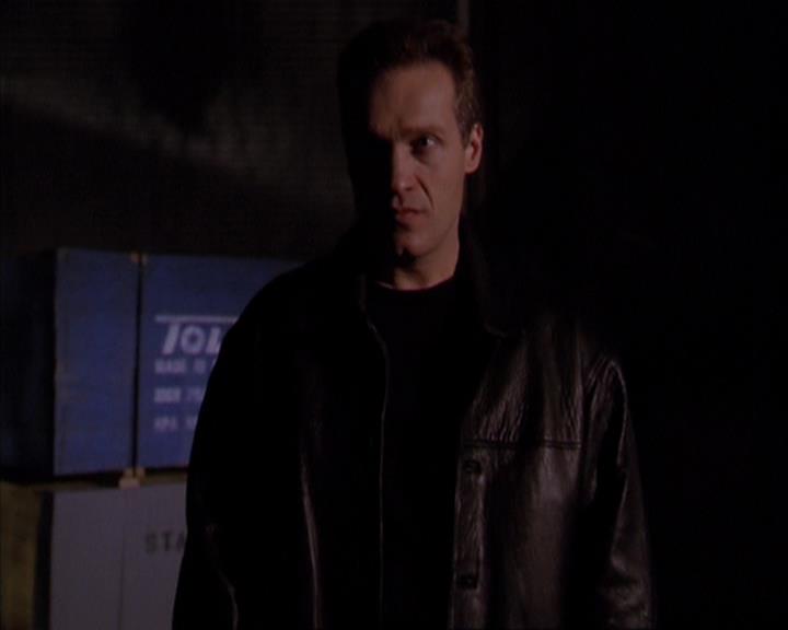 Charmed-Online-dot-419BiteMe1669.jpg
