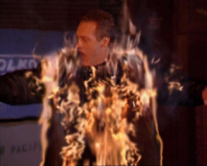 Charmed-Online-dot-419BiteMe1684.jpg