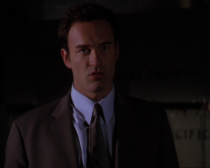 Charmed-Online-dot-419BiteMe1691.jpg