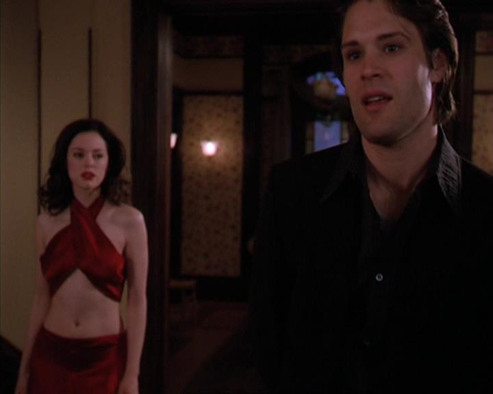 Charmed-Online-dot-419BiteMe1736.jpg