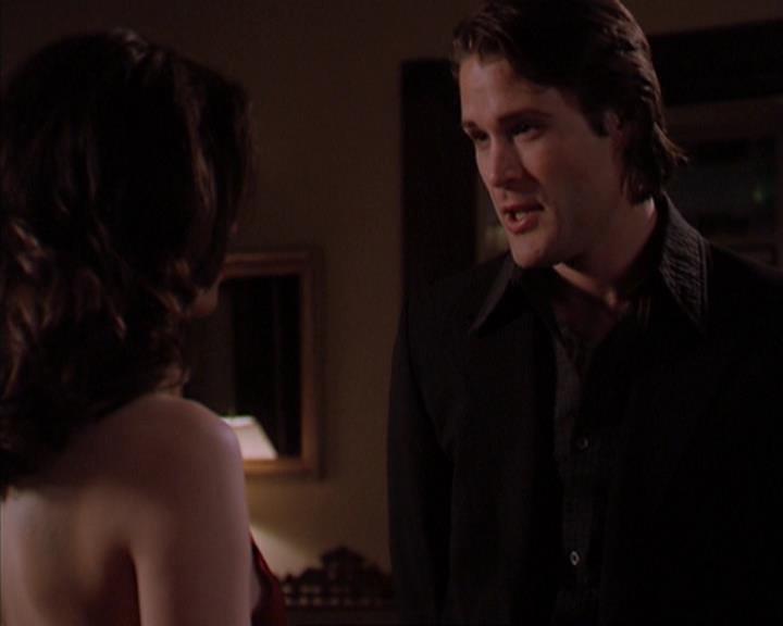 Charmed-Online-dot-419BiteMe1746.jpg