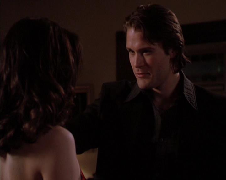 Charmed-Online-dot-419BiteMe1755.jpg