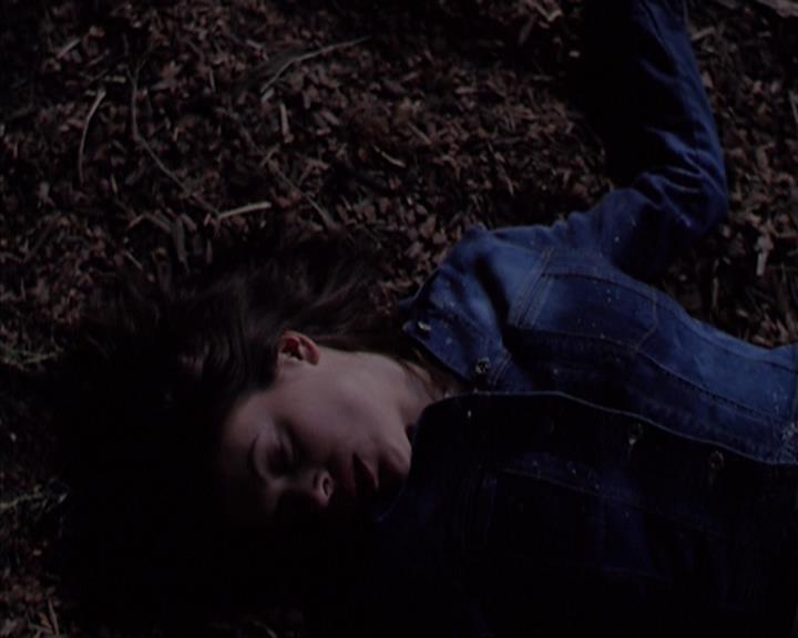 Charmed-Online-dot-419BiteMe1944.jpg