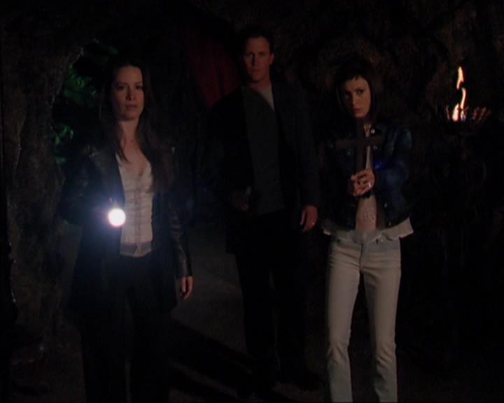 Charmed-Online-dot-419BiteMe1995.jpg