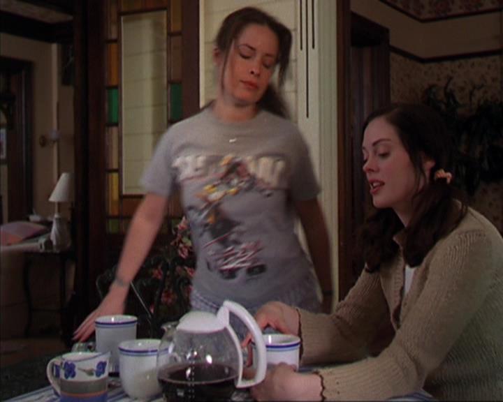 Charmed-Online-dot-419BiteMe2179.jpg