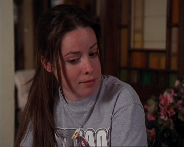 Charmed-Online-dot-419BiteMe2252.jpg