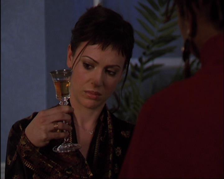 Charmed-Online-dot-420LongLiveTheQueen0067.jpg
