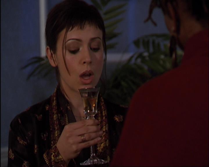 Charmed-Online-dot-420LongLiveTheQueen0072.jpg