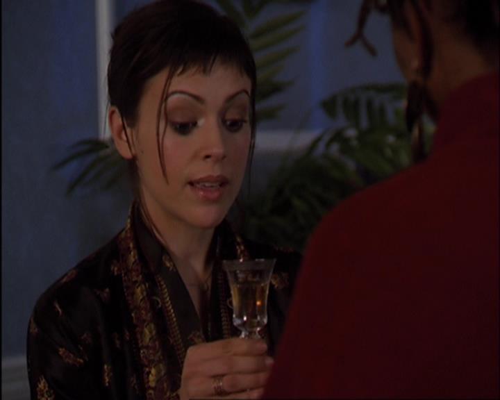 Charmed-Online-dot-420LongLiveTheQueen0075.jpg