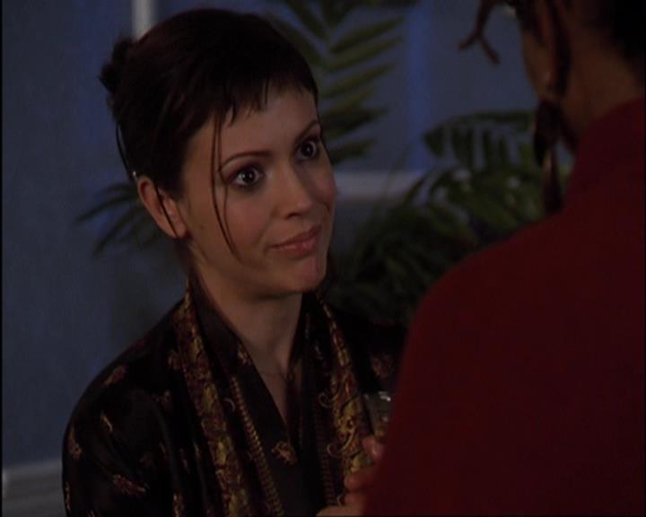 Charmed-Online-dot-420LongLiveTheQueen0078.jpg