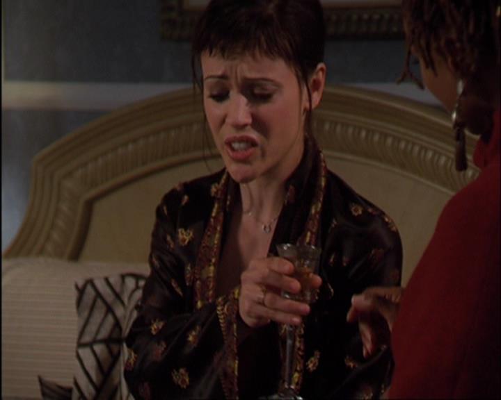 Charmed-Online-dot-420LongLiveTheQueen0120.jpg