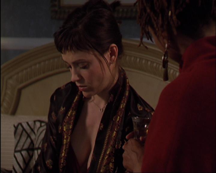 Charmed-Online-dot-420LongLiveTheQueen0136.jpg