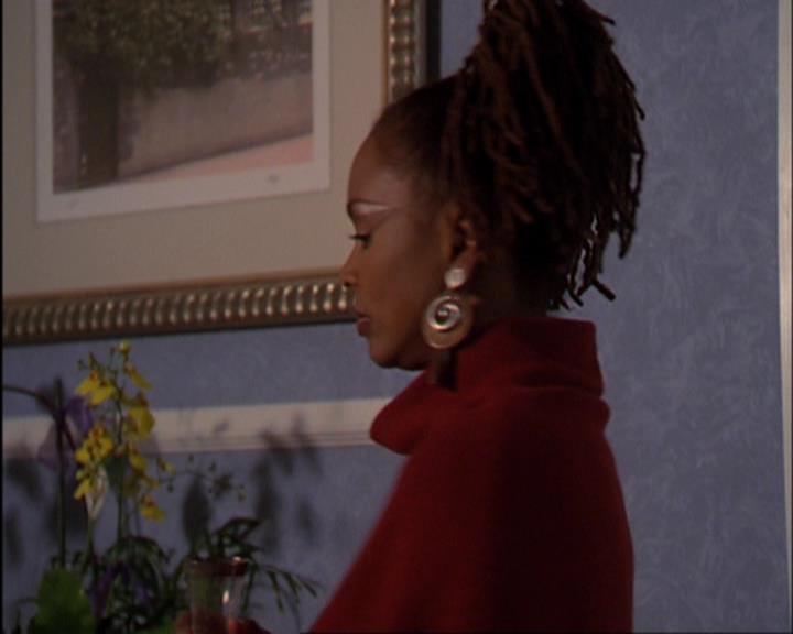 Charmed-Online-dot-420LongLiveTheQueen0159.jpg
