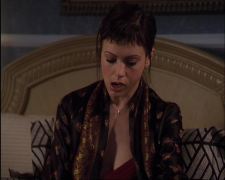 Charmed-Online-dot-420LongLiveTheQueen0168.jpg