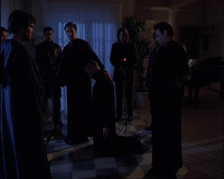 Charmed-Online-dot-420LongLiveTheQueen0173.jpg