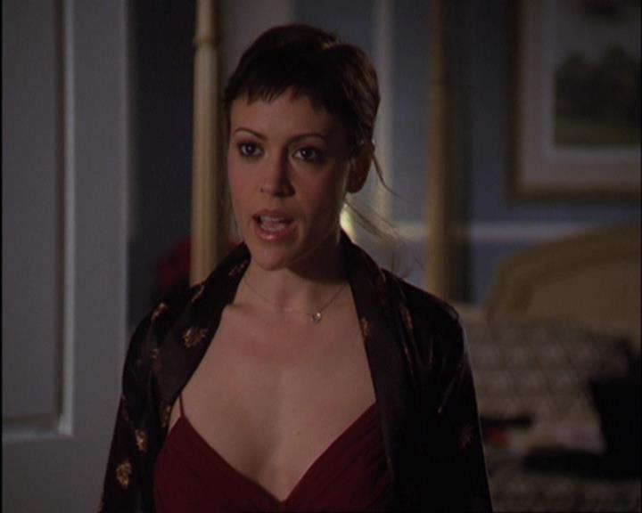 Charmed-Online-dot-420LongLiveTheQueen0174.jpg