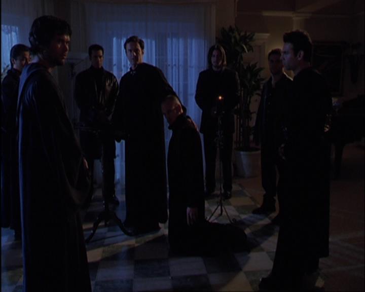 Charmed-Online-dot-420LongLiveTheQueen0177.jpg