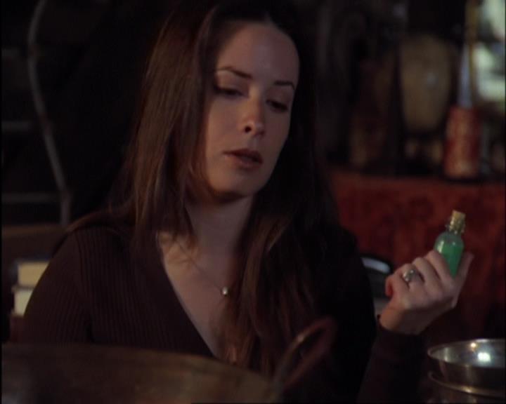 Charmed-Online-dot-420LongLiveTheQueen0278.jpg