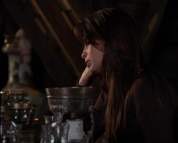 Charmed-Online-dot-420LongLiveTheQueen0316.jpg