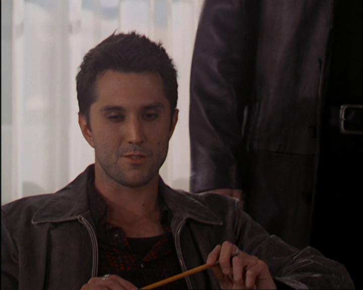 Charmed-Online-dot-420LongLiveTheQueen0330.jpg