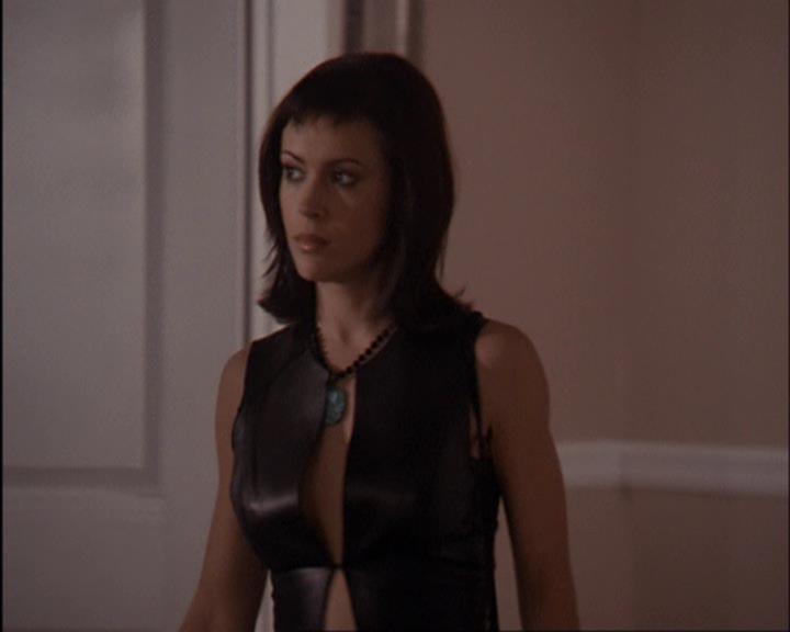 Charmed-Online-dot-420LongLiveTheQueen0361.jpg