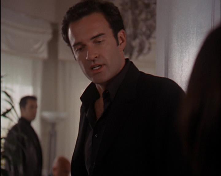 Charmed-Online-dot-420LongLiveTheQueen0390.jpg