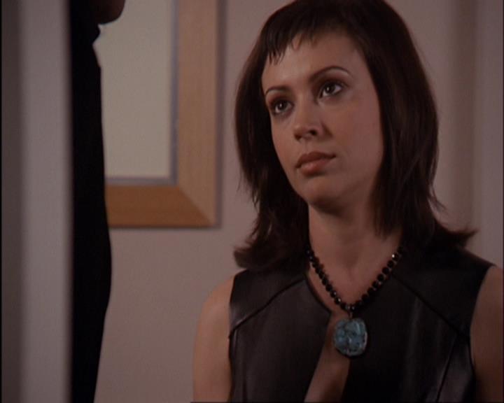 Charmed-Online-dot-420LongLiveTheQueen0398.jpg