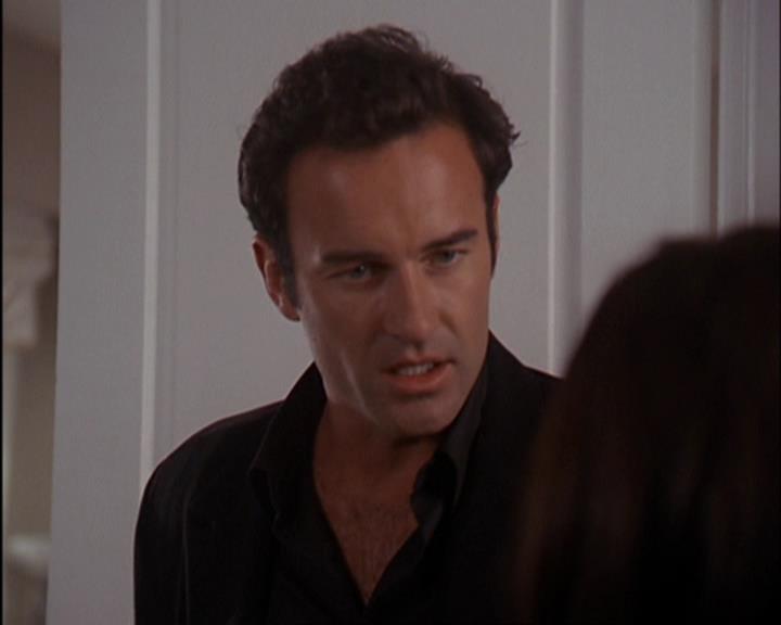 Charmed-Online-dot-420LongLiveTheQueen0413.jpg