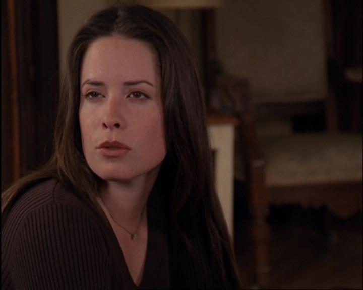 Charmed-Online-dot-420LongLiveTheQueen0513.jpg