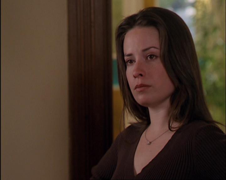 Charmed-Online-dot-420LongLiveTheQueen0598.jpg